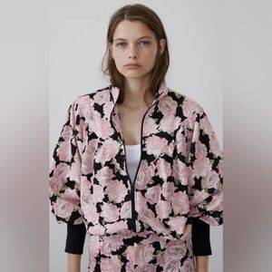 ZARA Floral Print Cropped Bomber Jacket Retro Trucker Style boho romantic roses